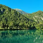 Trivrh Outdoor Hotel 3*