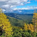 Hotel Trivrh Outdoor