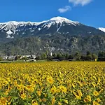 Trivrh Outdoor Hotel 3*