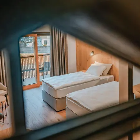 Trivrh Outdoor Hotel