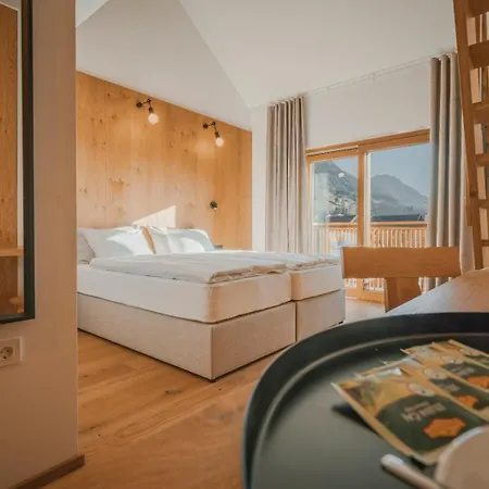 Trivrh Outdoor Hotel 3*