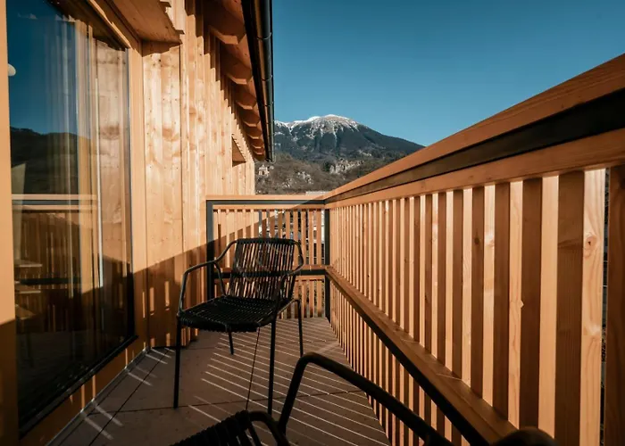 Trivrh Outdoor Hotel Hotel