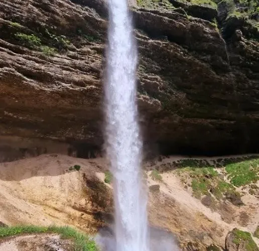 Trivrh Outdoor Hotel Zirovnica