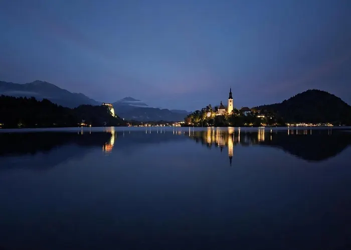 Trivrh Outdoor Hotel